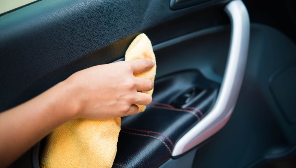 Keunggulan Sliding Door Mobil