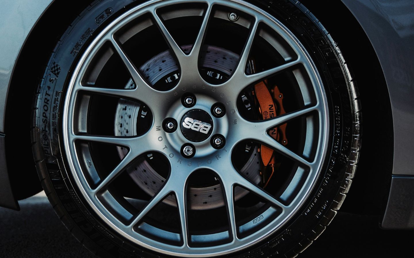 kegunaan spooring mobil