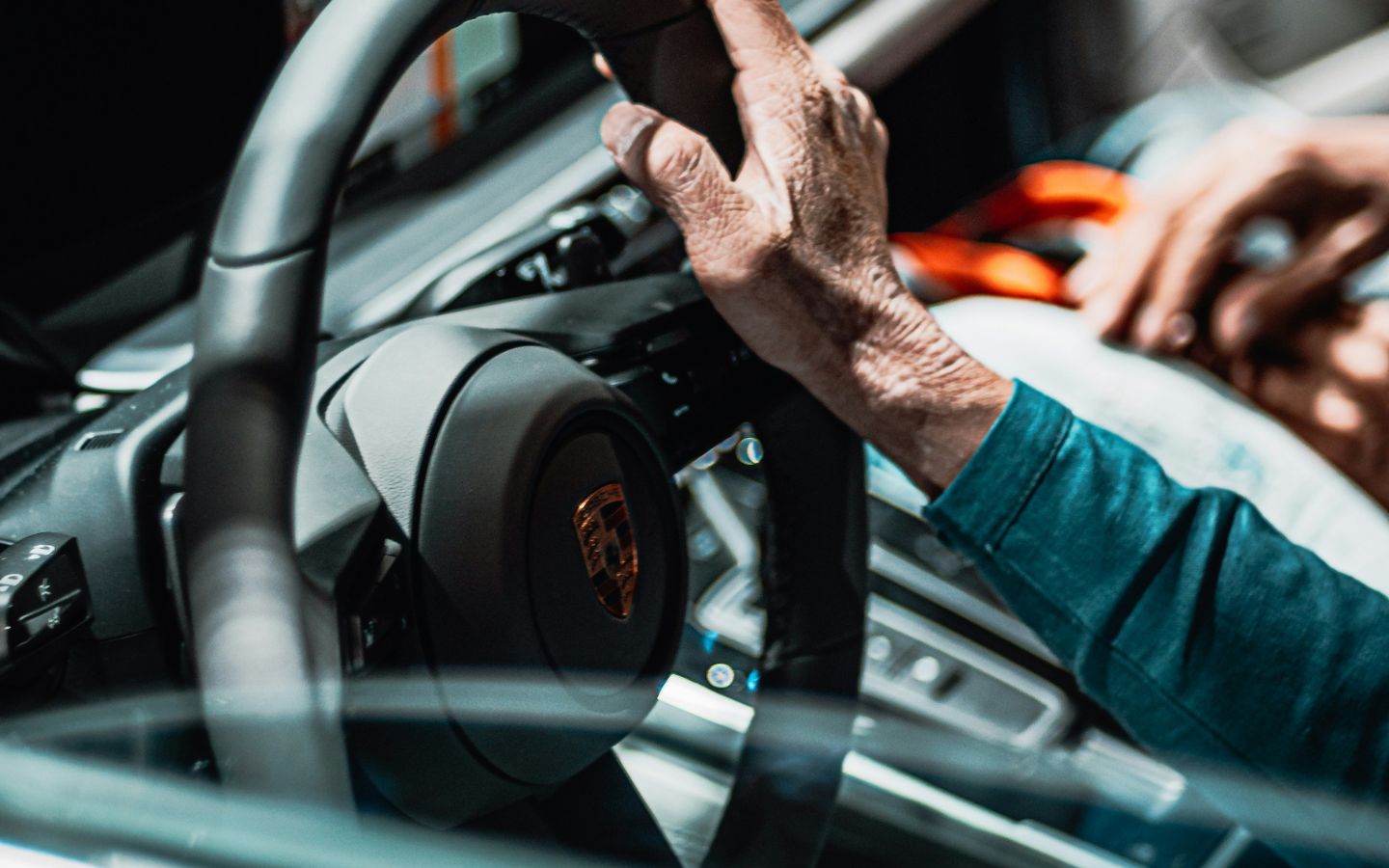 mobil keluarga paling irit