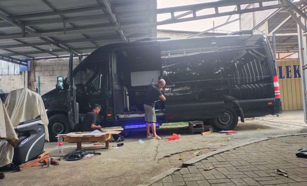 Service sliding door mobil terdekat