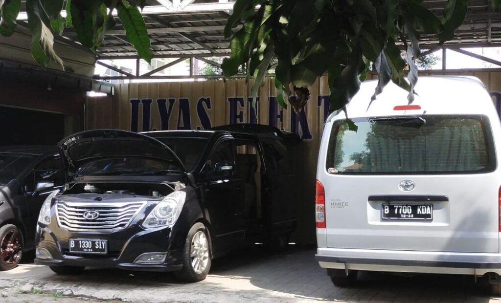 service sliding door mobil Bekasi